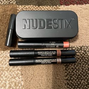 NWB Set of 5 Nudestix Lip & Cheek Balm, Lip & Eye Color, Babe Boho Twilight NEW
